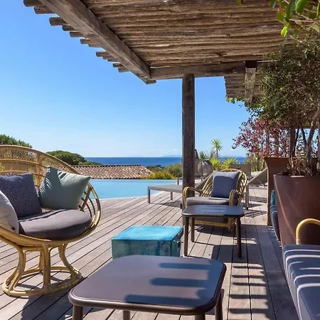 호텔 Les Bergeries De Palombaggia 5*