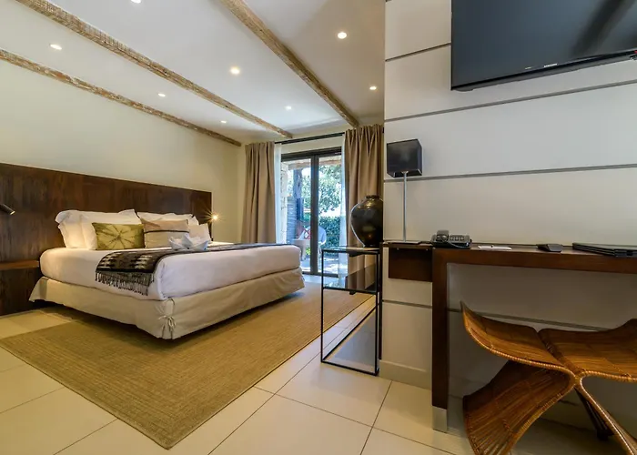 Les Bergeries De Palombaggia 호텔 5*