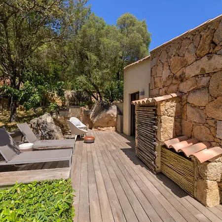 Hotel Les Bergeries De Palombaggia 5*