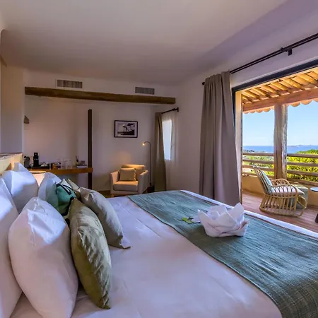 Les Bergeries De Palombaggia Hotell