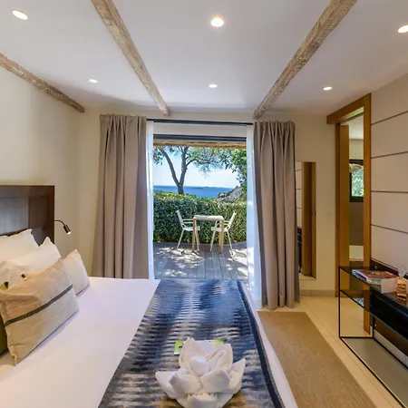 Les Bergeries De Palombaggia Отель Порто-Веккьо