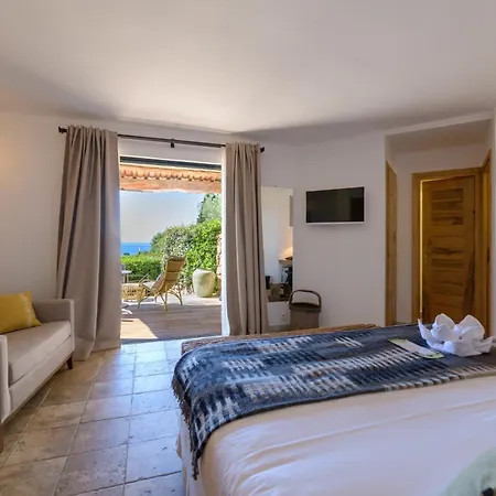 Отель Les Bergeries De Palombaggia Порто-Веккьо