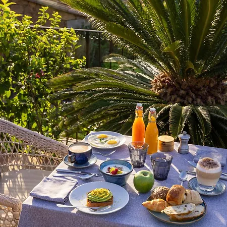 Hotel Les Bergeries De Palombaggia 5*