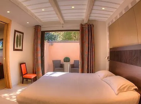 Hotel Les Bergeries De Palombaggia 5*
